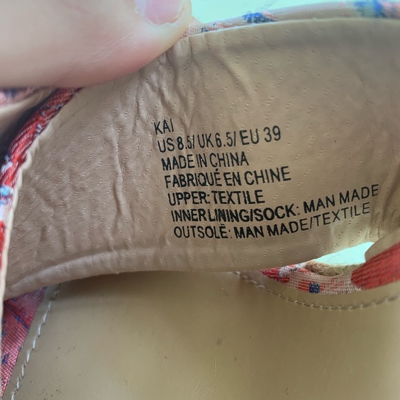 Shoedazzle | floral print wedge - Picture 9 of 13